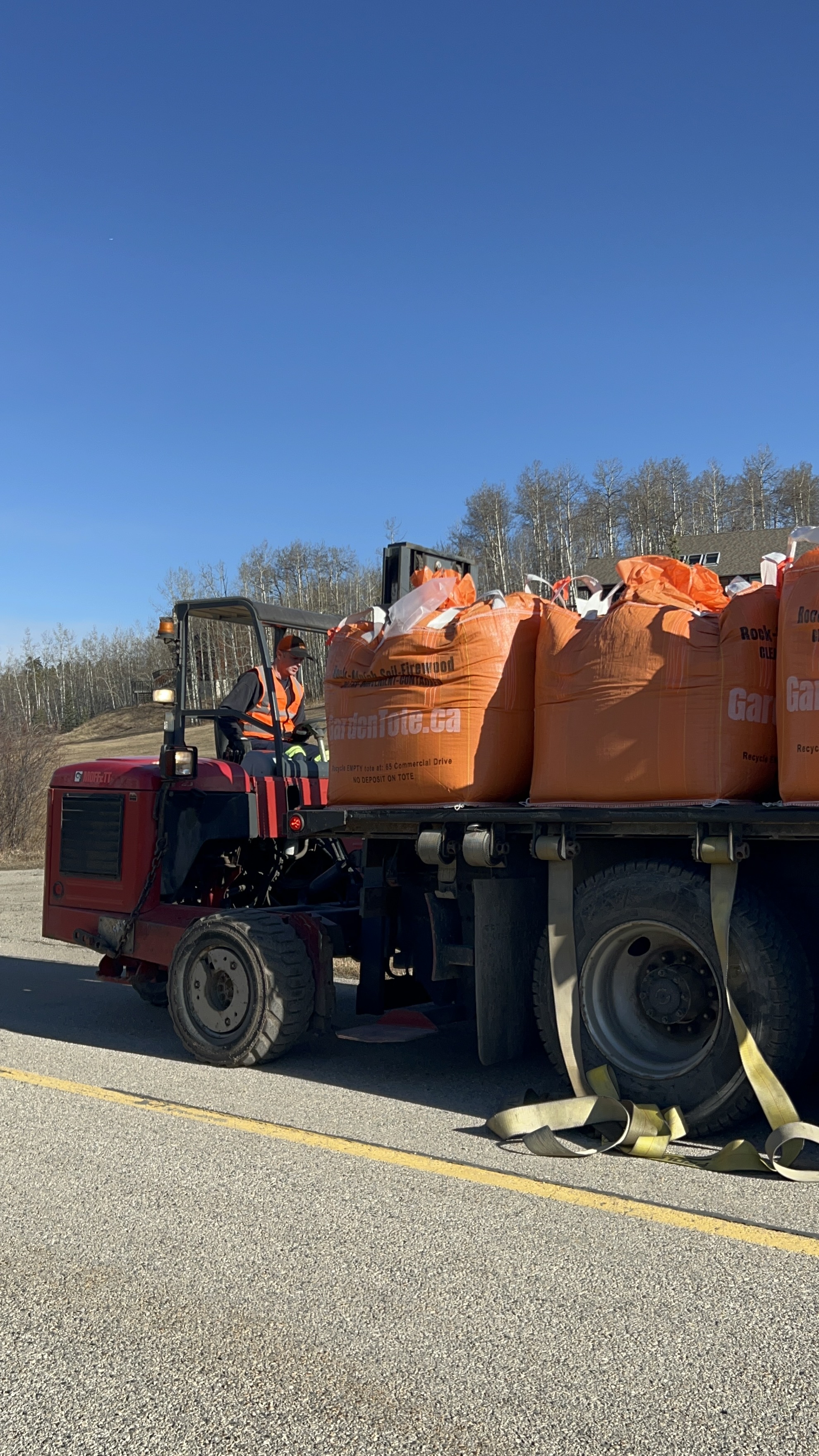 GT - How it works - How a tote is delivered - Image 1