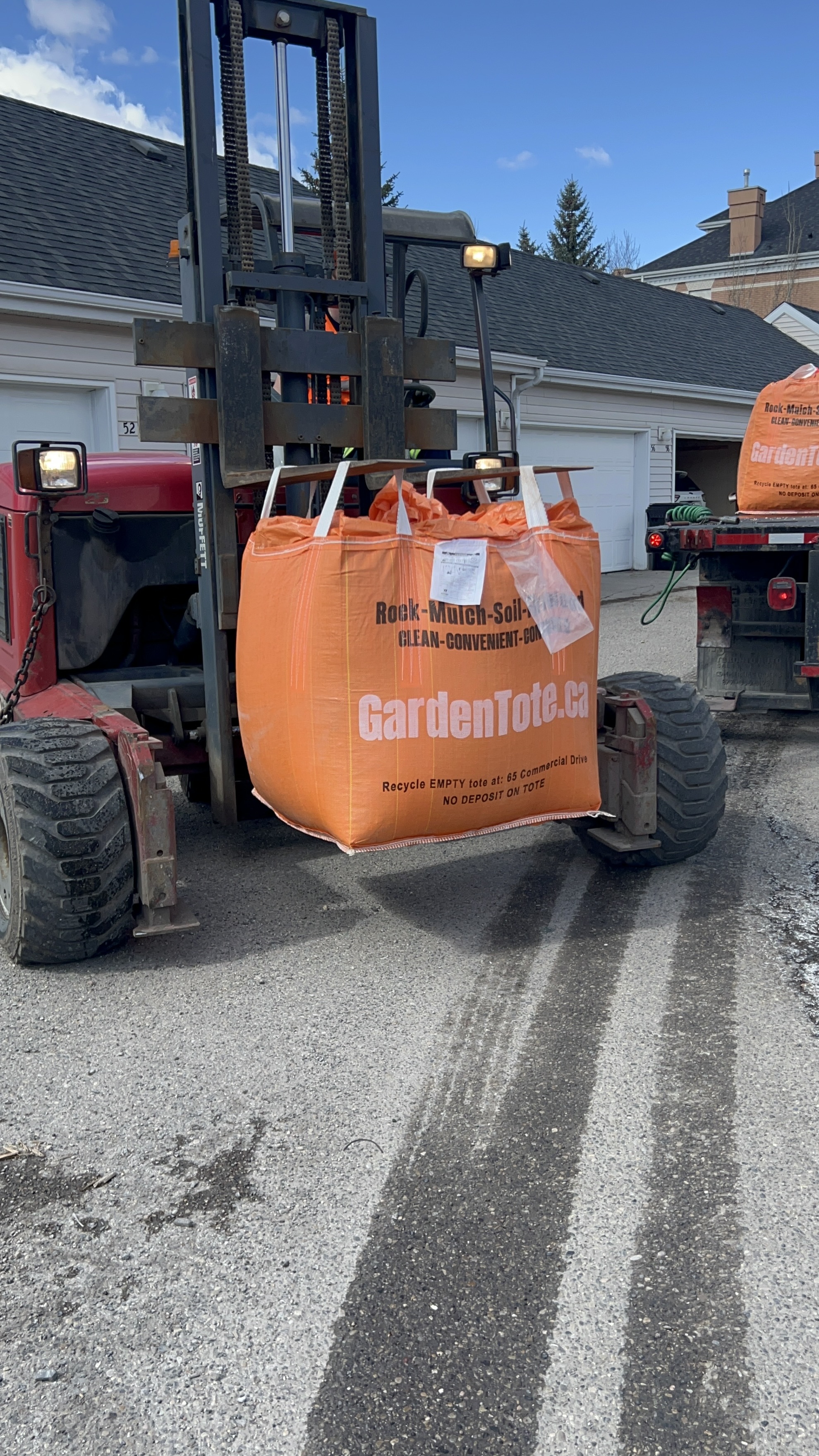 GT - How it works - How a tote is delivered - Image 2